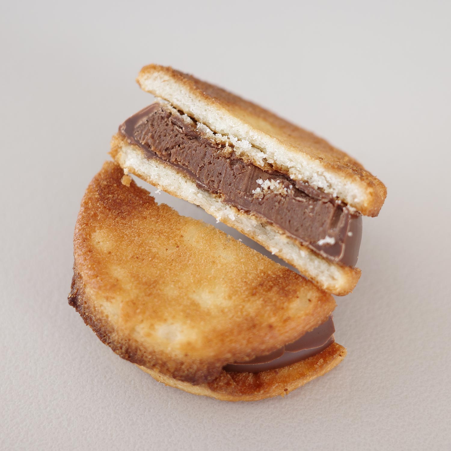 スノーサンド 白と黒 [スノー（SNOWS）] | オシログ – お菓子の記録